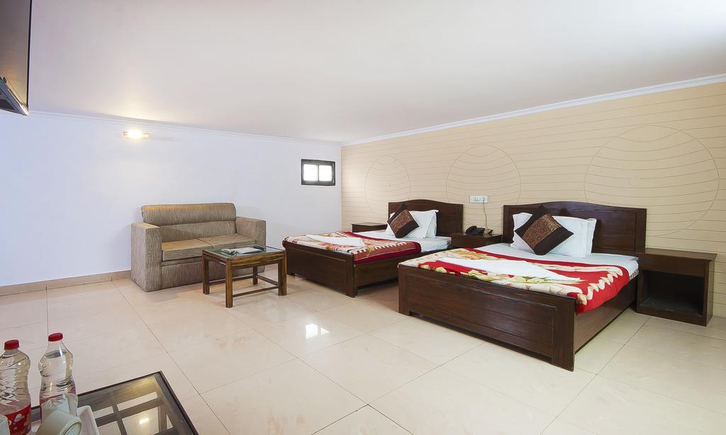 OYO 15515 Hotel Landmark Inn Delhi  Eksteriør bilde