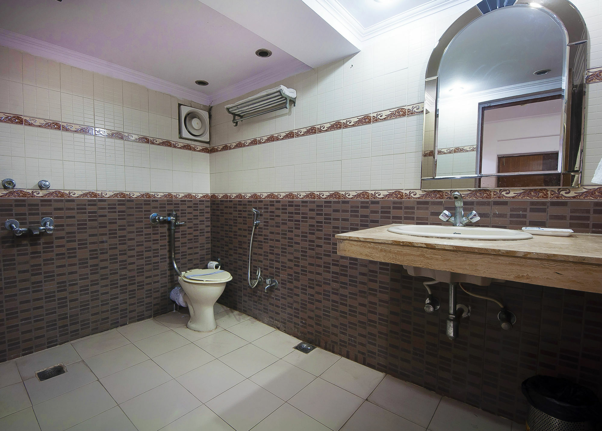 OYO 15515 Hotel Landmark Inn Delhi  Eksteriør bilde